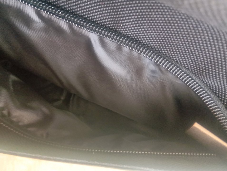 Hugo boss parfüm çantası organizer - Görsel 4