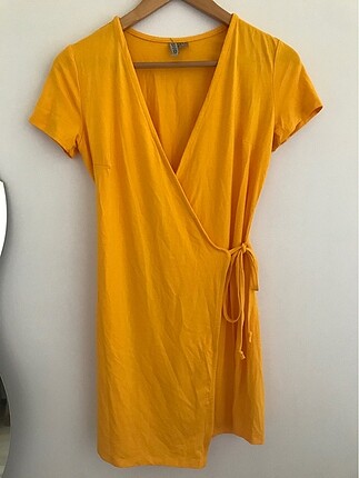 H&M kısa anvelop kesim sarı elbise