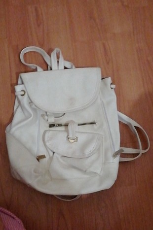 7 tL beyaz çanta 