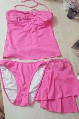 pembe bikini 