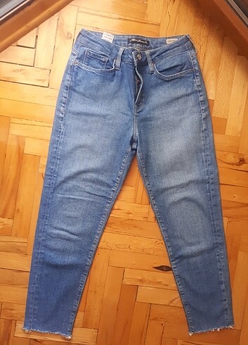 27 Beden Mavi jeans cindy yuksek bel mom jean