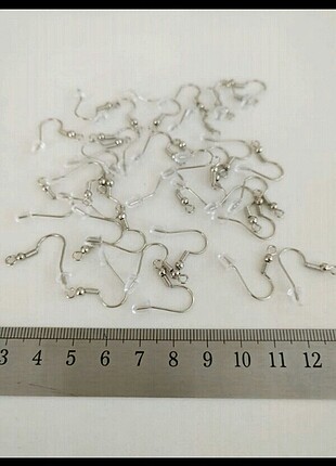 Gümüş renk küpe kancası ve plastik stoper 