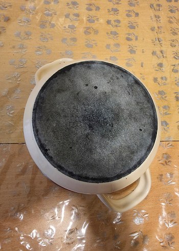 Beyaz Kulplu Gri Kenarlı Tencere - Görsel 4