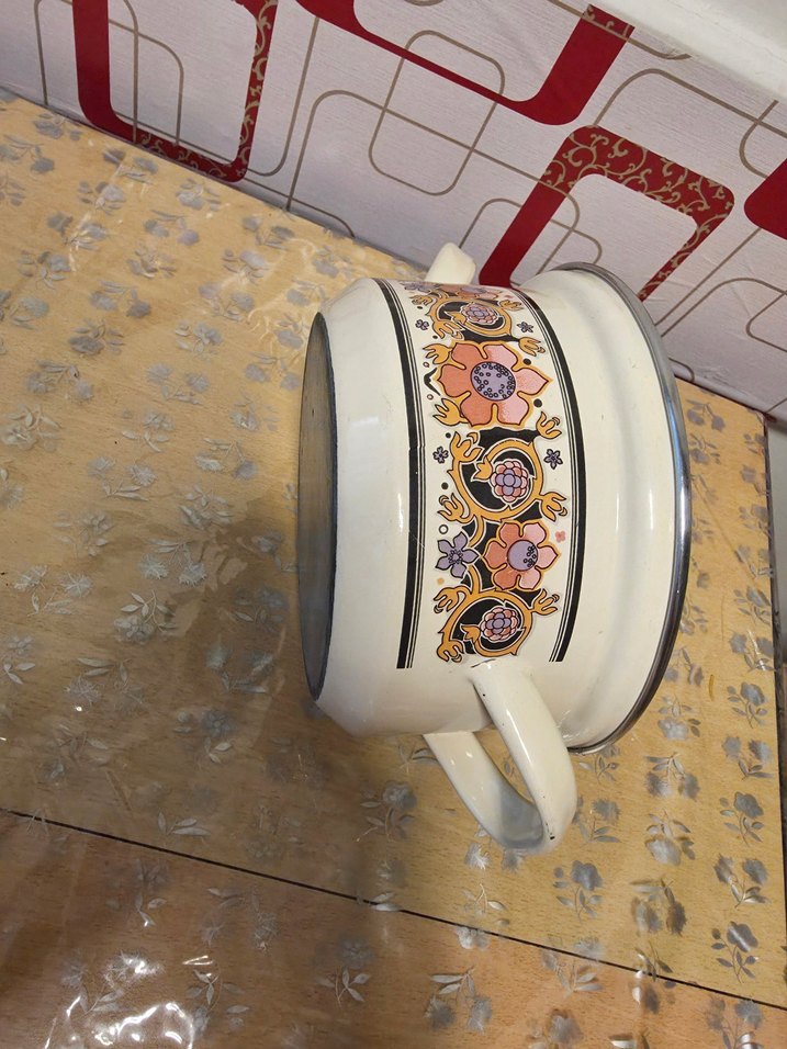 Beyaz Kulplu Gri Kenarlı Tencere - Görsel 3