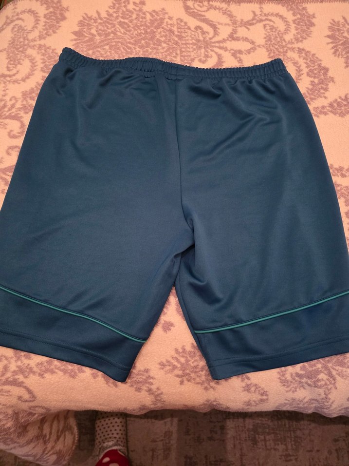 HUMMEL MARKA L BEDEN Erkek Yeşil Spor Şort - Görsel 2