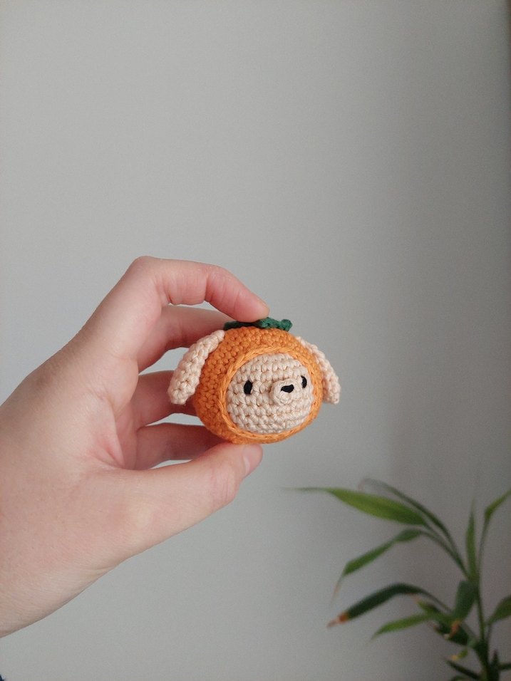 Mandalina Köpek Örgü Oyuncak - Görsel 2