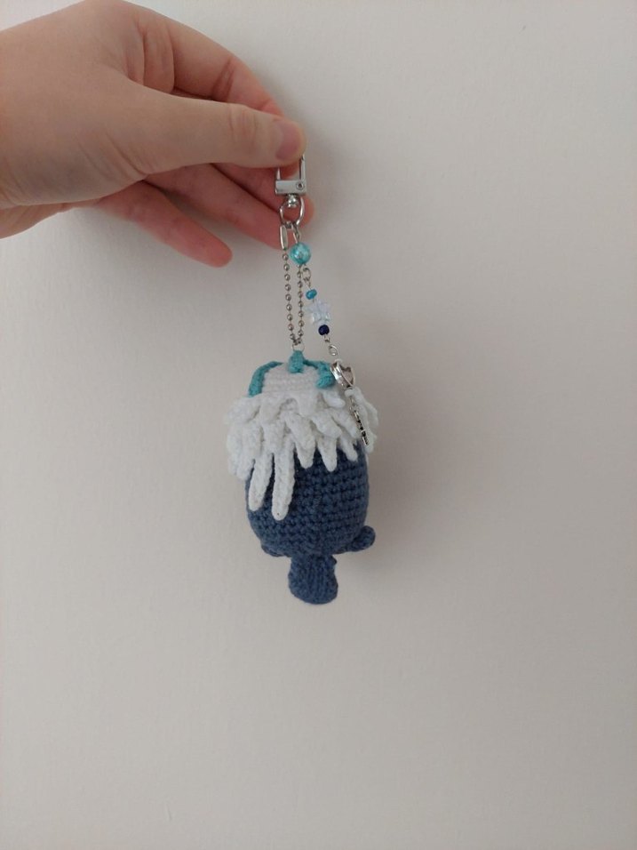 genshin impact leisurely otter anahtarlık charm - Görsel 3