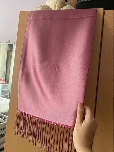 Pembe Şal. Sıfır etiketli. (Farklılık renkleri mevcut