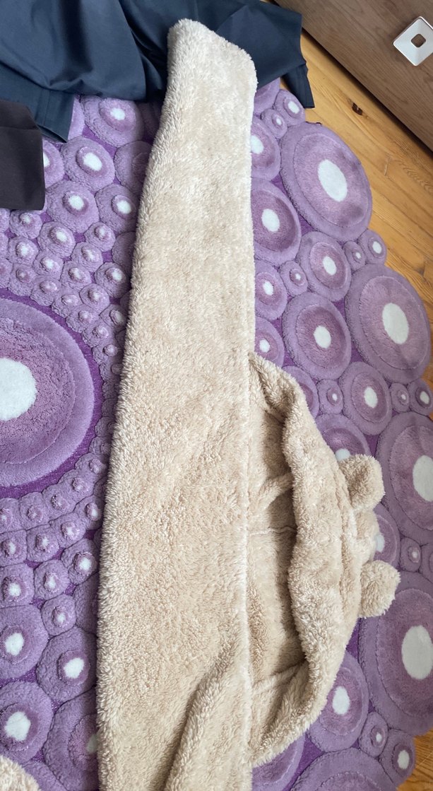 Eldivenli peluş atkı - Görsel 2