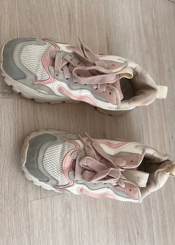 36 Beden pembe Renk Zara spor ayakkabı