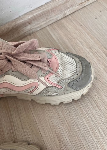 36 Beden Zara spor ayakkabı