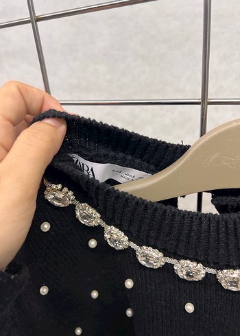 Zara Zara İnci Detaylı Siyah Kadın Triko Kazak