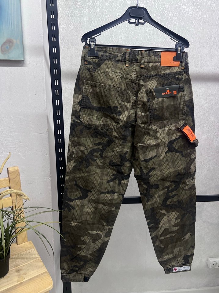 Kemerli Kamuflaj Desenli Kadın Kumaş Pantolon - Görsel 5