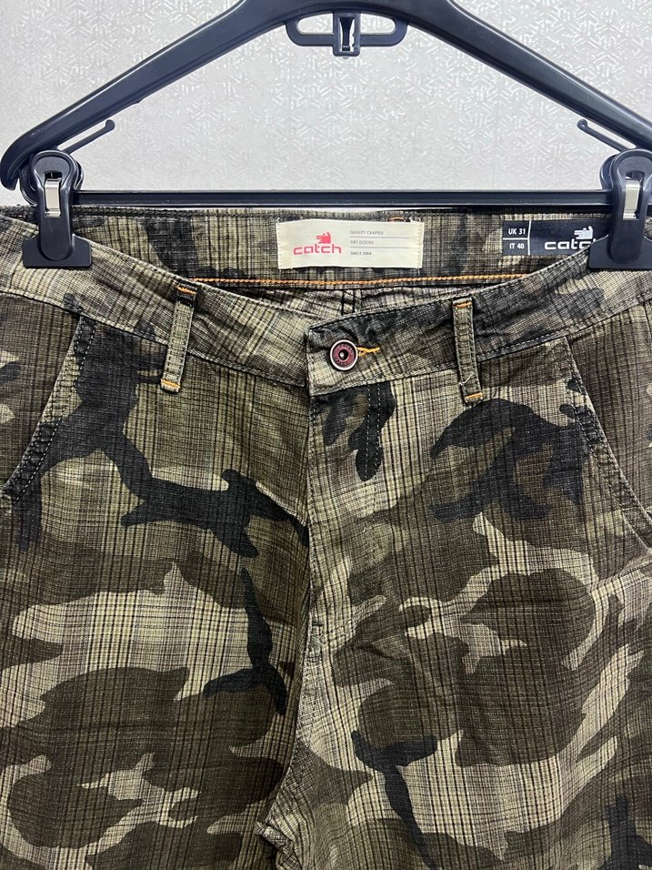 Kemerli Kamuflaj Desenli Kadın Kumaş Pantolon - Görsel 2