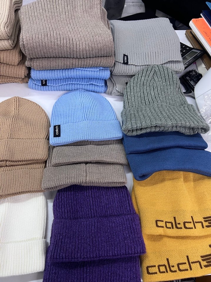 Çok Renkli Örgü kadın atkı bere - Görsel 3