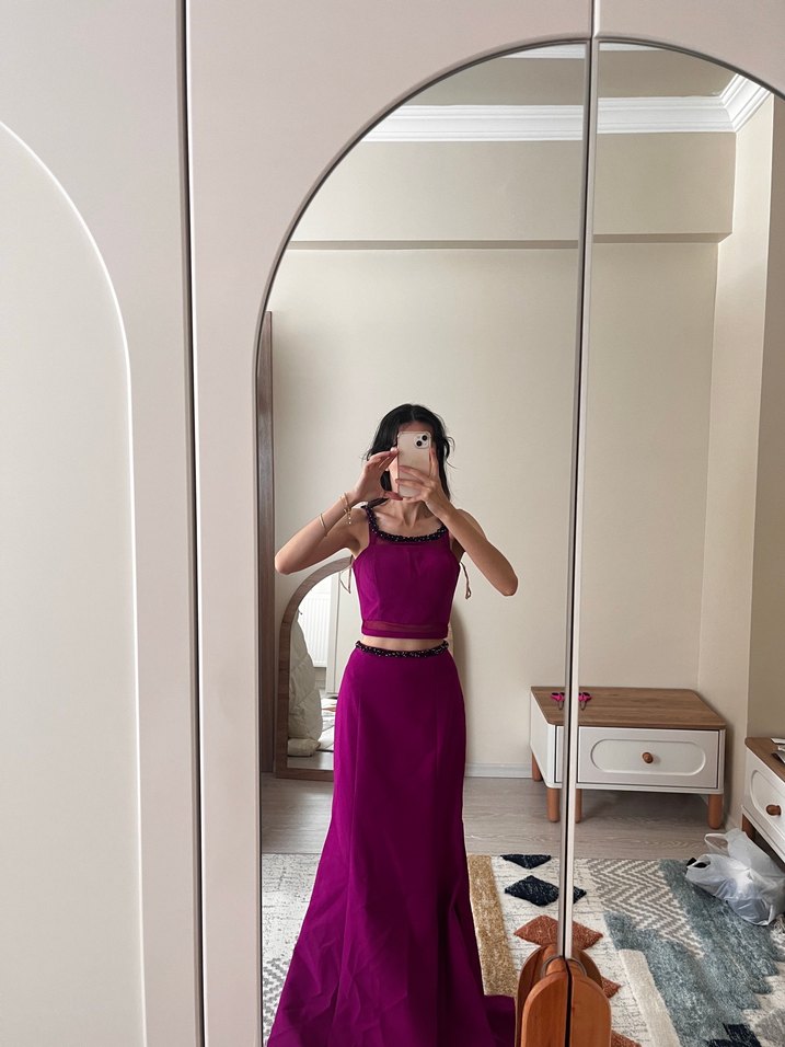 Parlak Mor Drapeli Straplez Kadın Abiye - Görsel 3