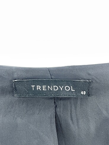 40 Beden siyah Renk Trendyol & Milla Blazer %70 İndirimli.