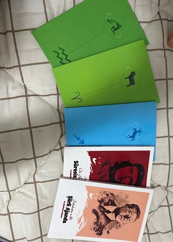 Defter ve süresiz ajanda