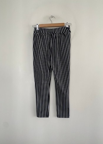 Çizgili Pilili Siyah Cigarette Pantolon - Görsel 3