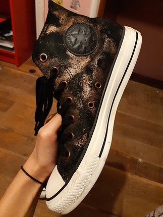 Bilekli Converse