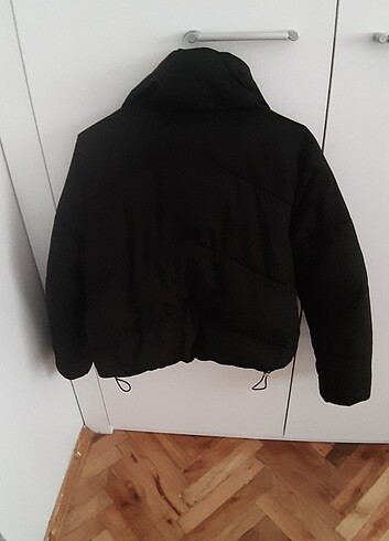 Bershka Berhska mont