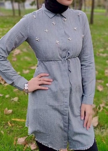 Gri Nakışlı Uzun Denim Tunik