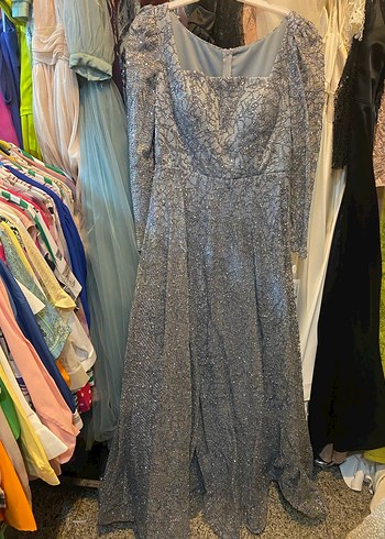 Gri Uzun Kollu Drapeli Kadın Abiye Elbise - Görsel 2