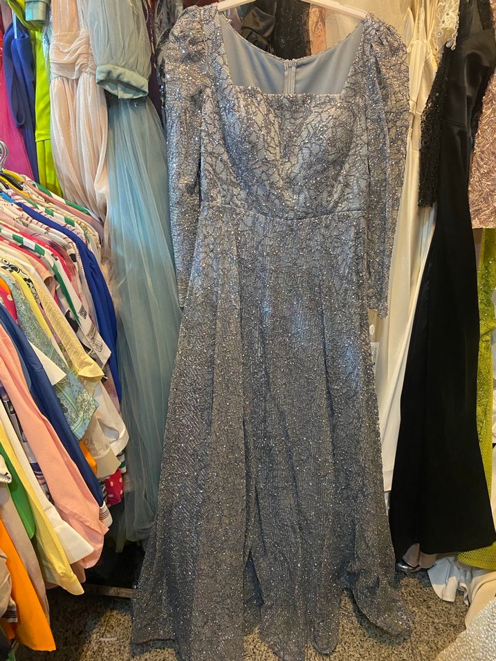 Gri Uzun Kollu Drapeli Kadın Abiye Elbise - Görsel 2