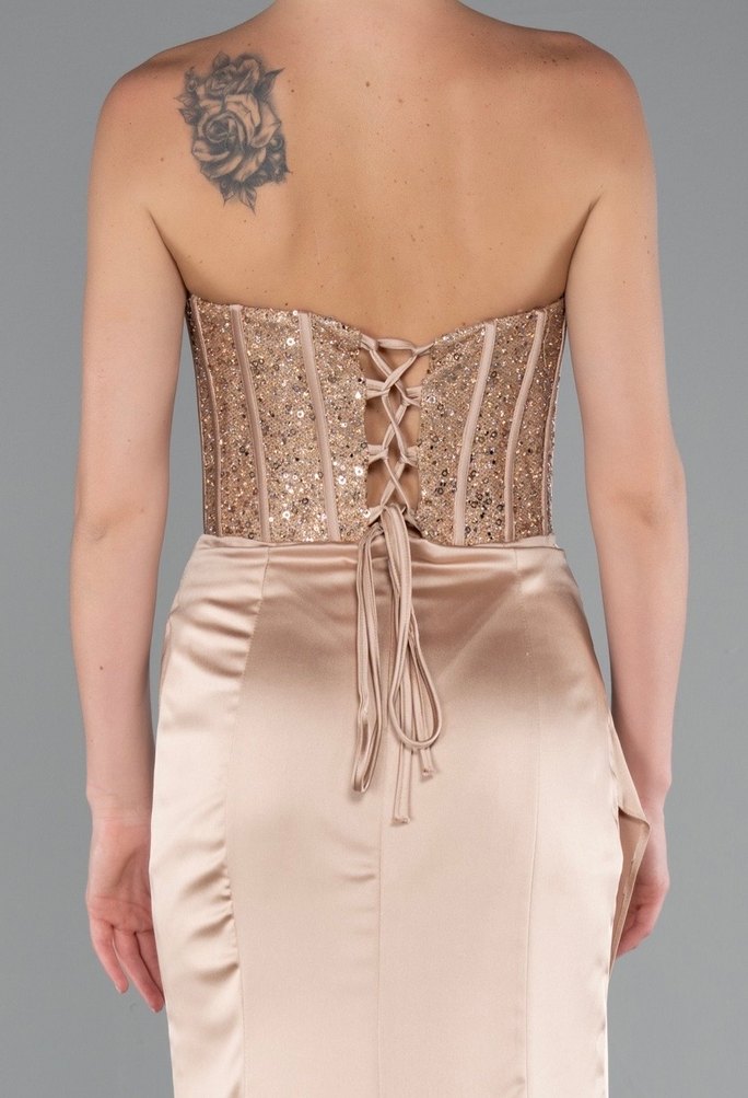 Straplez Parlak Bej Drapeli Uzun Abiye Elbise - Görsel 3