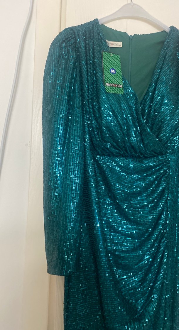 Yeşil Payet Elbise - Görsel 3