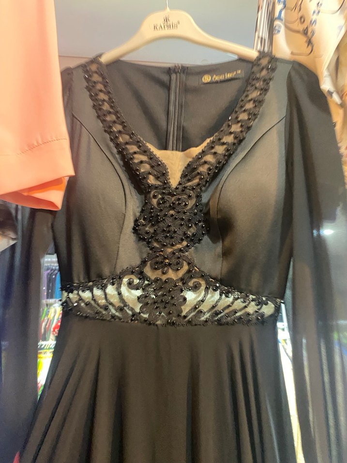 Siyah Uzun V Yaka  Elbise - Görsel 4