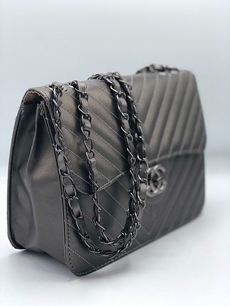 Chanel zincirli çanta