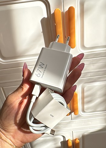 Xiaomi 61W Beyaz Hızlı Telefon Şarj Cihazı