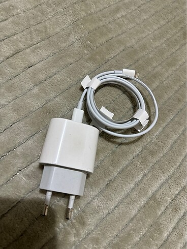 İphone şarj aleti