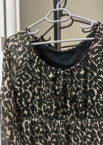 Kahverengi Yılan Desenli Uzun Kollu Midi Elbise - Görsel 3