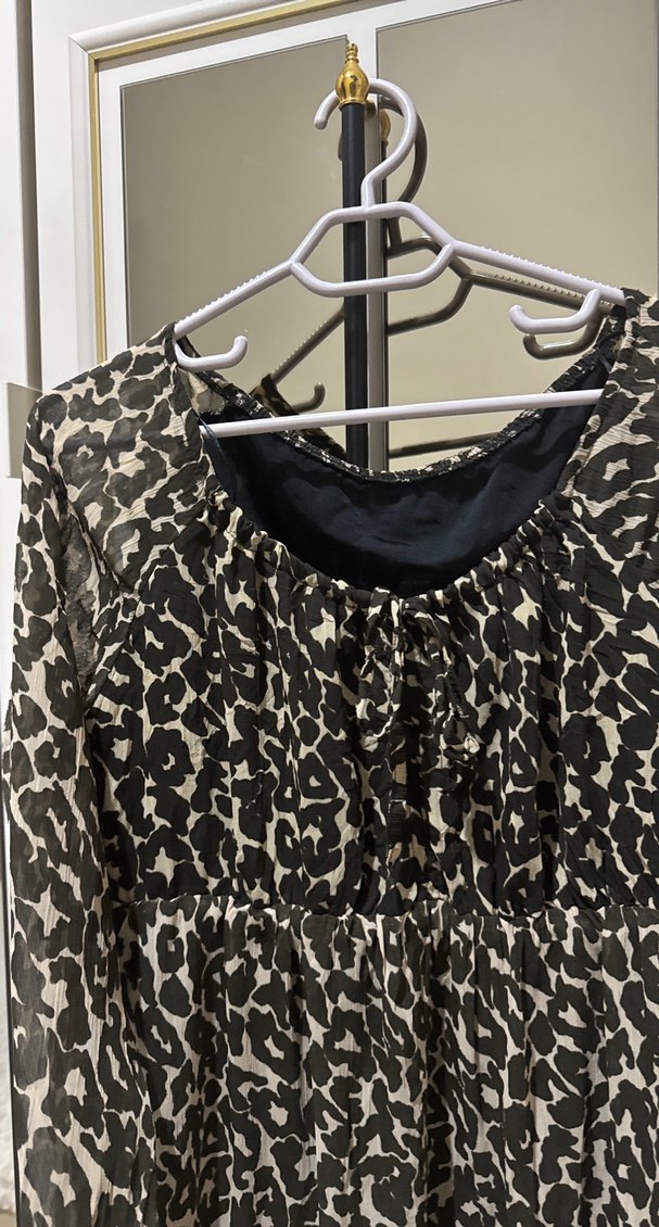 Kahverengi Yılan Desenli Uzun Kollu Midi Elbise - Görsel 3