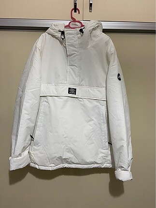 Pull and bear mont