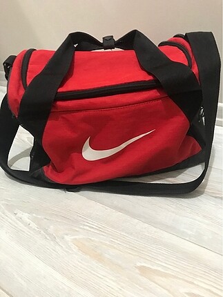 Nike spor çantası