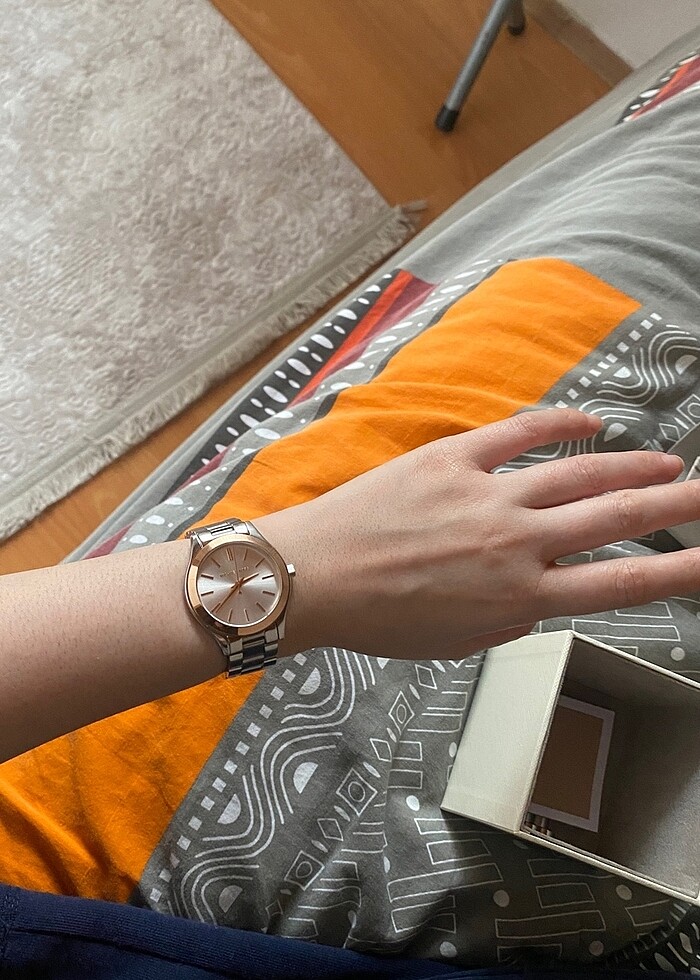 Micheal Kors saat - Görsel 3