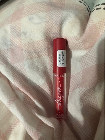 technic lip tint