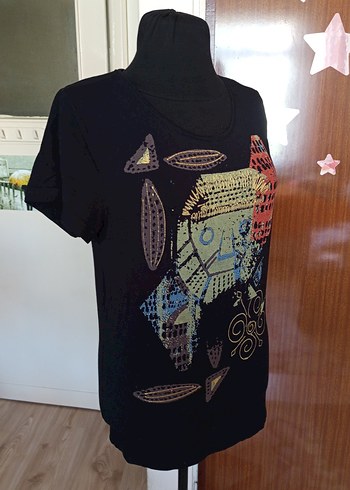 Siyah Baskılı Kadın Kısa Kollu Tişört - Görsel 3