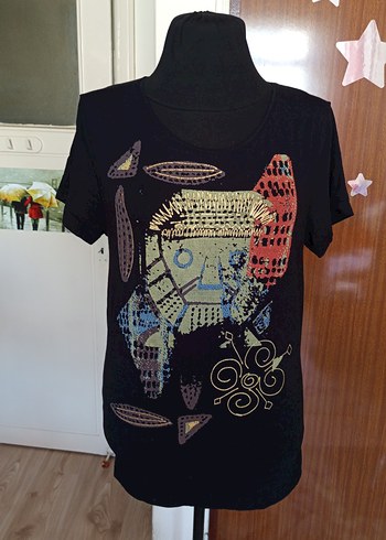 Siyah Baskılı Kadın Kısa Kollu Tişört - Görsel 2