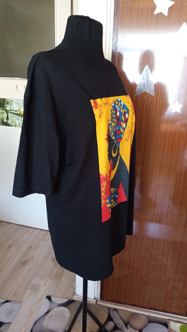 Bohem Siyah Baskılı Kadın Tişört - Görsel 3