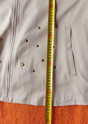 Bej Düğmeli Yüksek Yakalı Salaş Ceket - Görsel 7