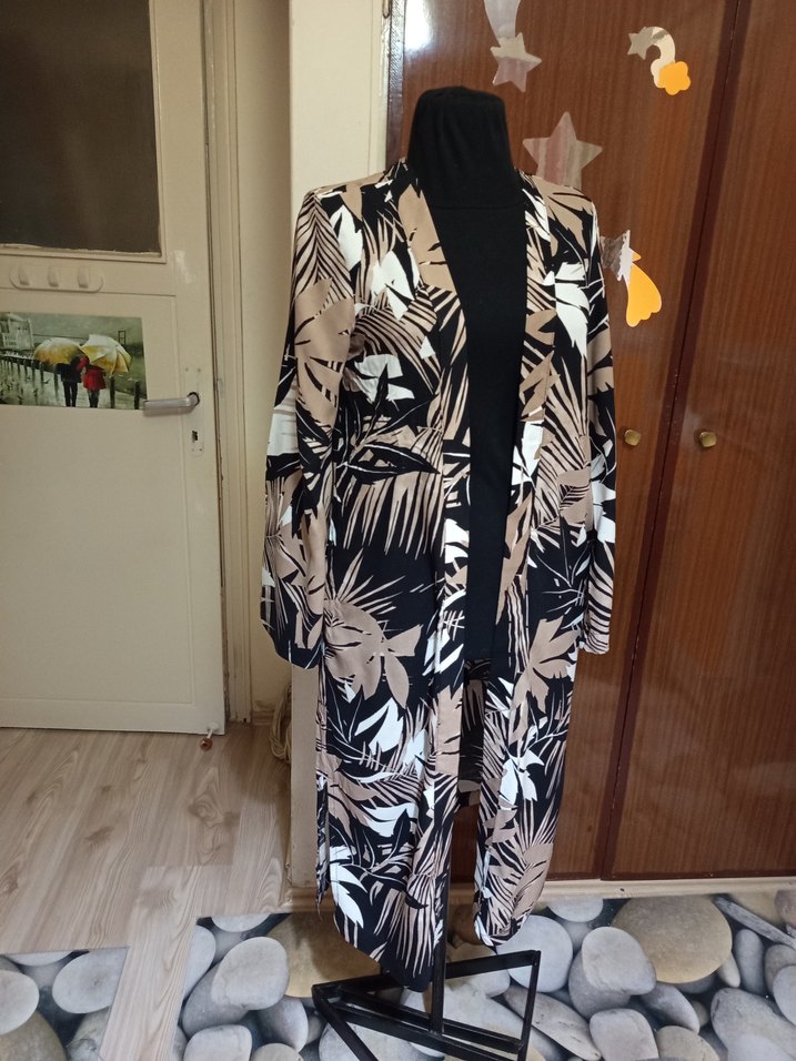 Uzun Desenli Kadın Kimono - Görsel 2