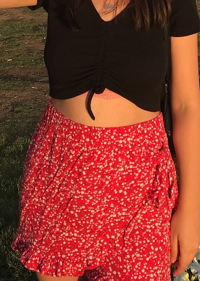 Trendyolmilla Kırmızı şort etek - Görsel 2