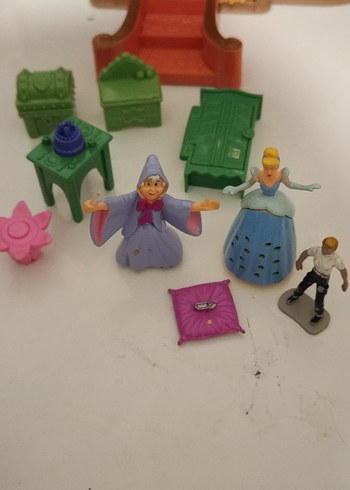 Polly Pocket Disney Şatosu 2025 - Görsel 7