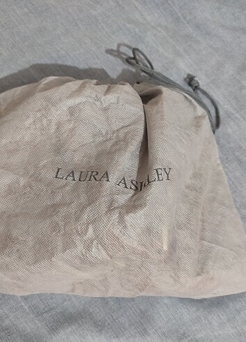  Beden kahverengi Renk Laura Ashley kol çantası 