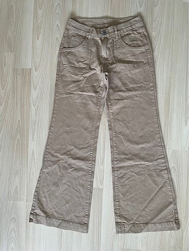 Bej pantolon