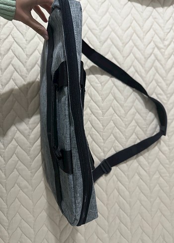 Gri Kadın Laptop Çantası Fermuarlı - Görsel 3